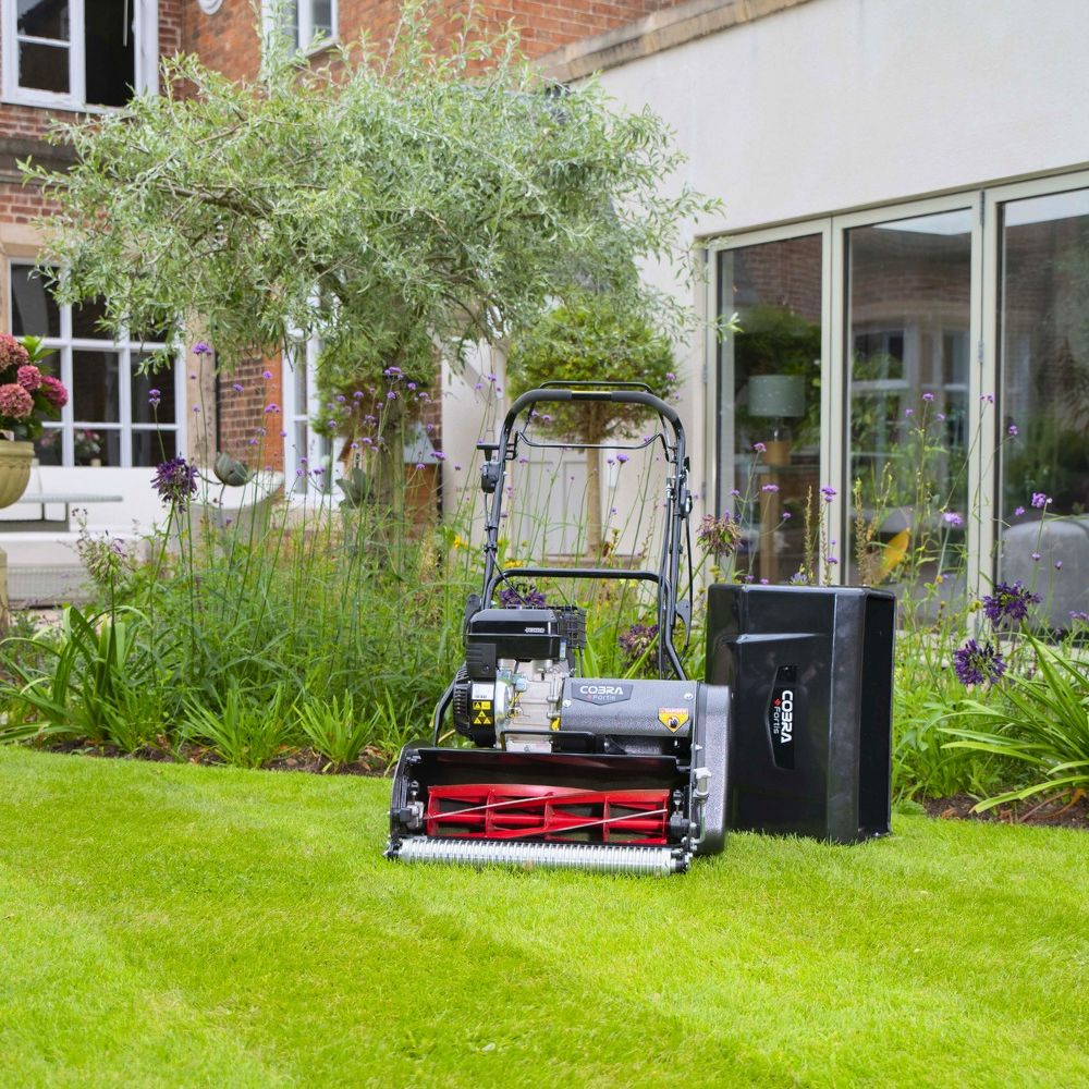 Cobra Fortis 20B 51cm / 20" Self-Propelled Petrol Cylinder Lawn Mower - FORTIS20B Cobra Fortis 20B 51cm / 20" Self-Propelled Petrol Cylinder Lawn Mower - FORTIS20B