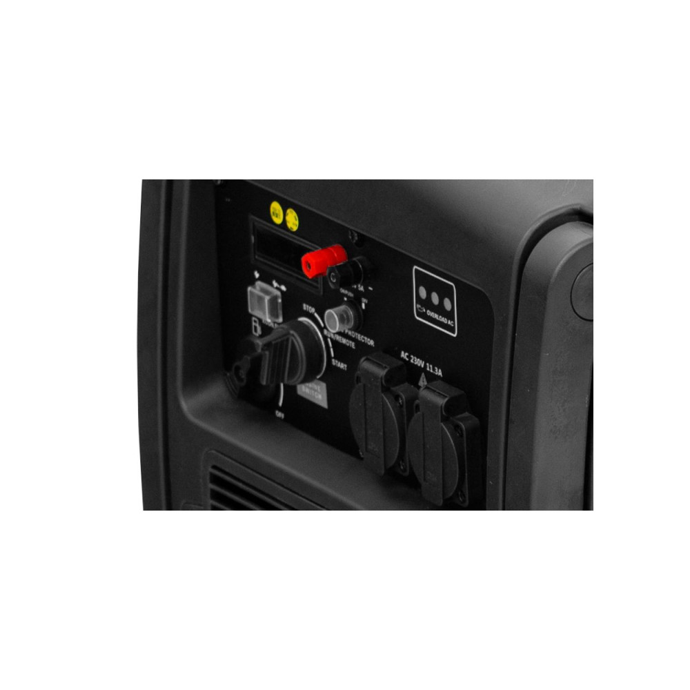 Cobra 3.2kW Portable Petrol Inverter Generator - IG32ESI