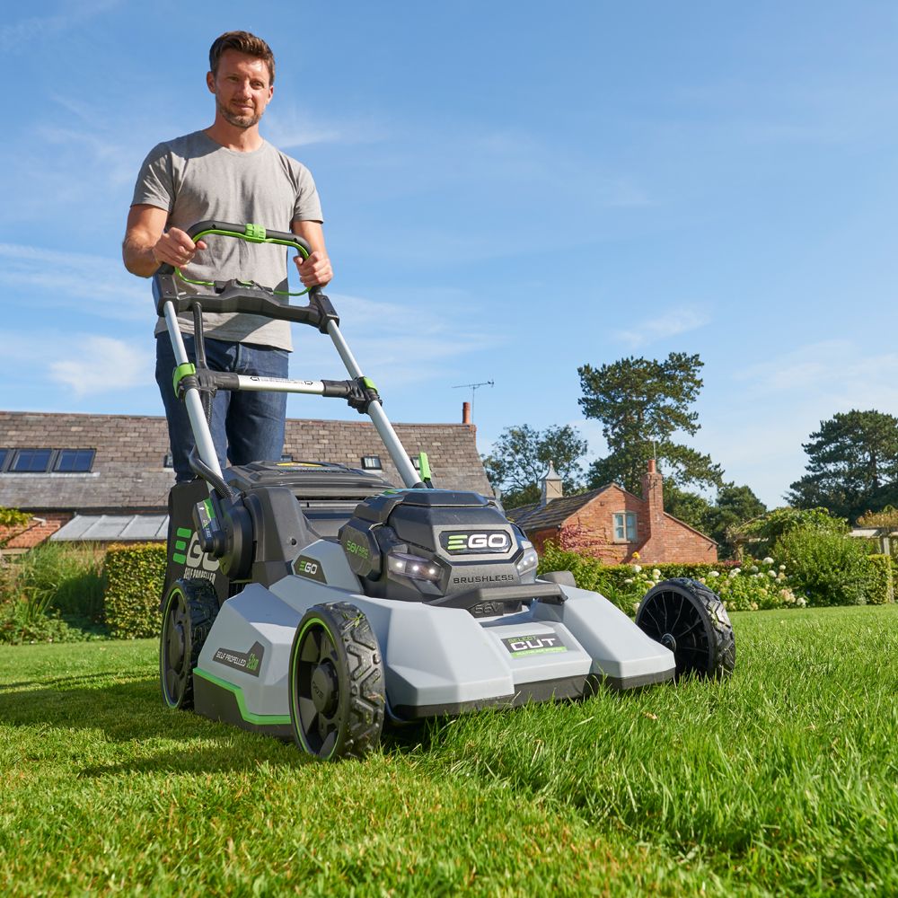 EGO 52cm Self-Propelled Mower Kit - LM2135E-SP EGO 52cm Self-Propelled Mower Kit - LM2135E-SP