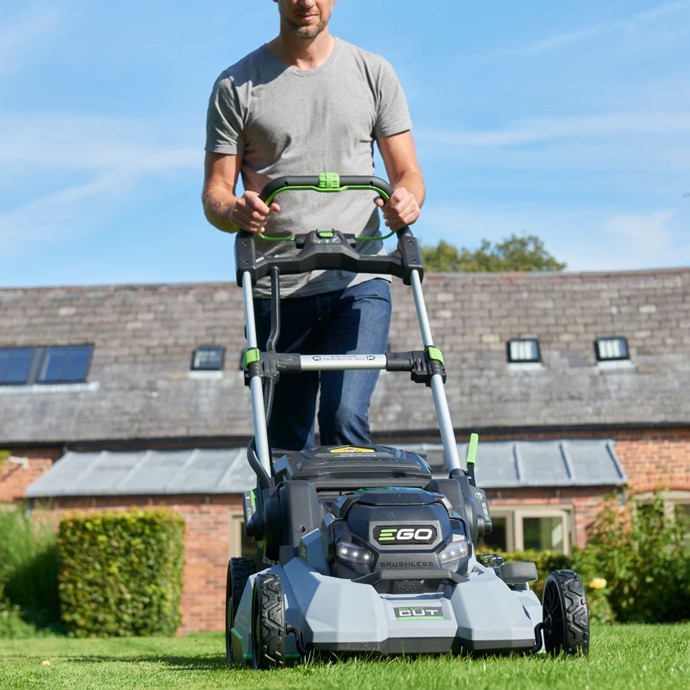 EGO 52cm Self-Propelled Mower Kit - LM2135E-SP EGO 52cm Self-Propelled Mower Kit - LM2135E-SP