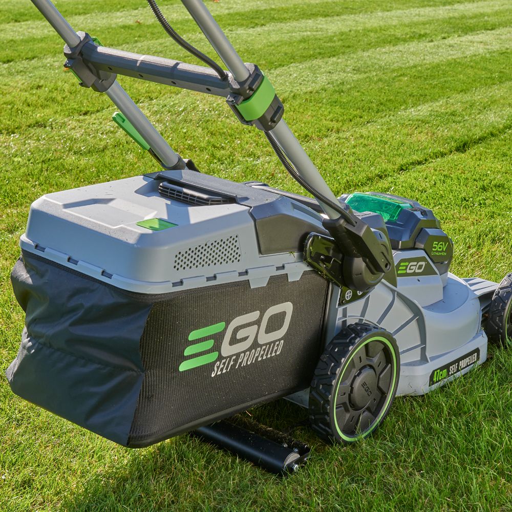 EGO 52cm Self-Propelled Mower Kit - LM2135E-SP EGO 52cm Self-Propelled Mower Kit - LM2135E-SP